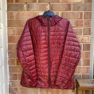 EUC Mountain Hardwear Ghost Shadow Puffy Jacket